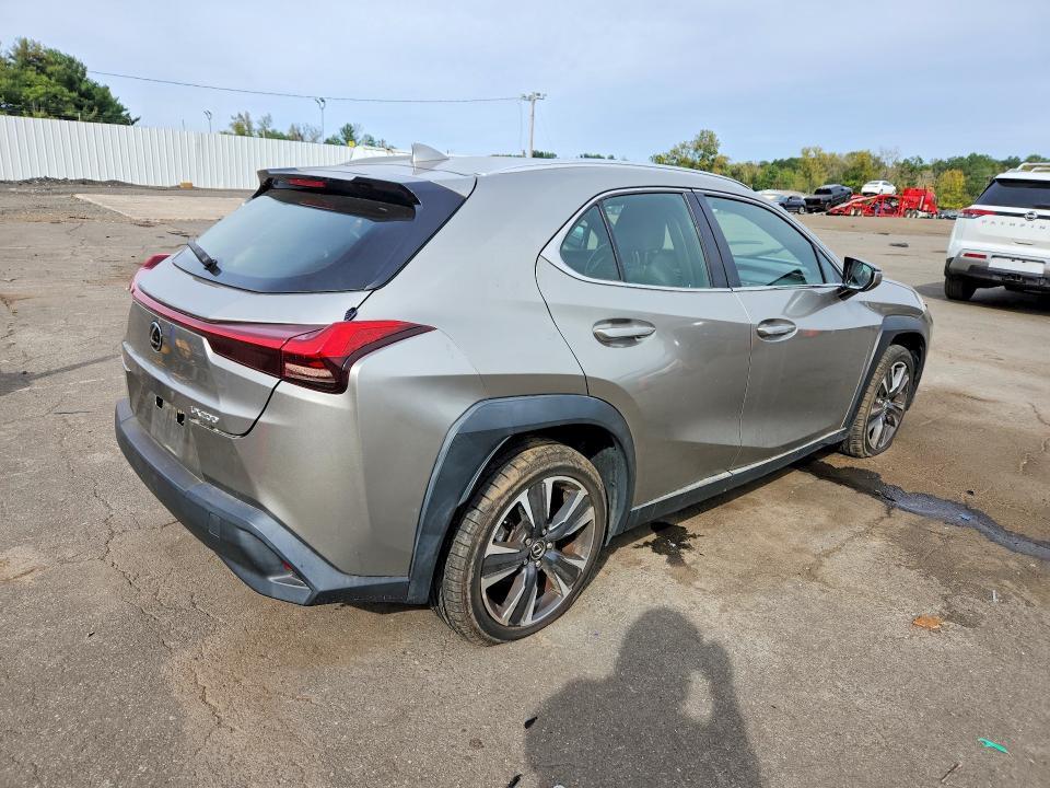 2022 Lexus UX — VIN JTHX3JBH8N2045860, şəkil 3