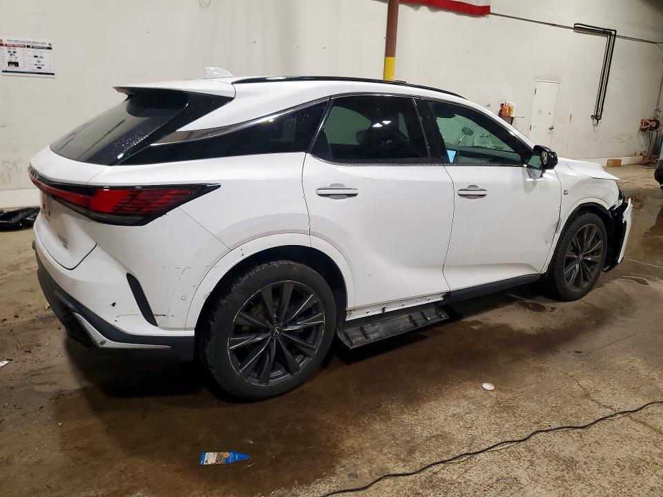 2023 Lexus RX — VIN 2T2BAMCA2PC020702, şəkil 3