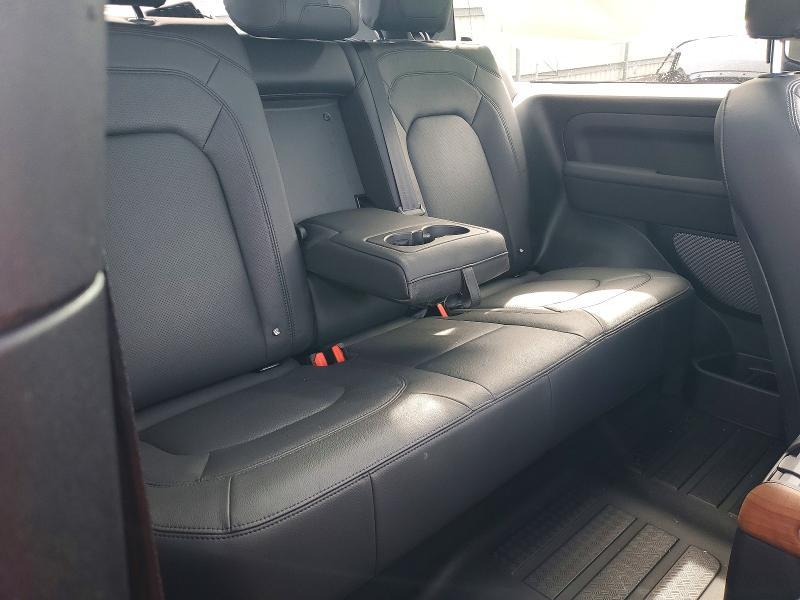 2023 Land Rover Defender — VIN SALEP6EU6P2206947, фото 11