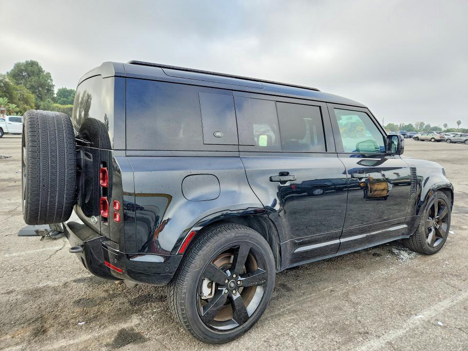 2023 Land Rover Defender — VIN SALE27EUXP2194497, фото 3