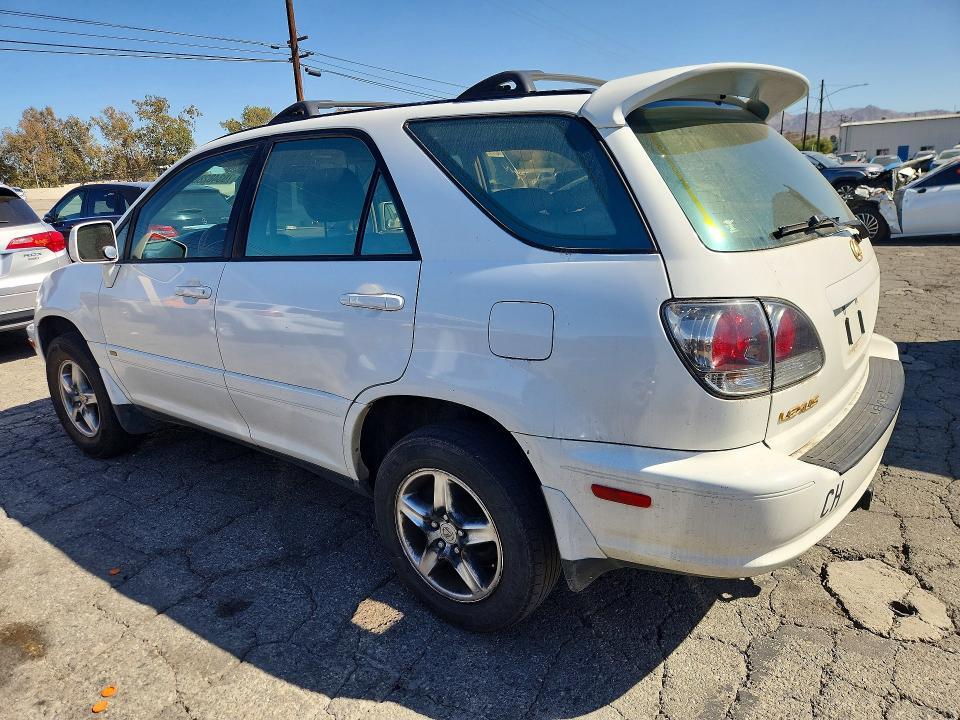 JTJGF10U320145572 2002 Lexus RX photo no. 2