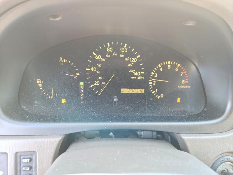 JTJGF10U320145572 2002 Lexus RX photo no. 9