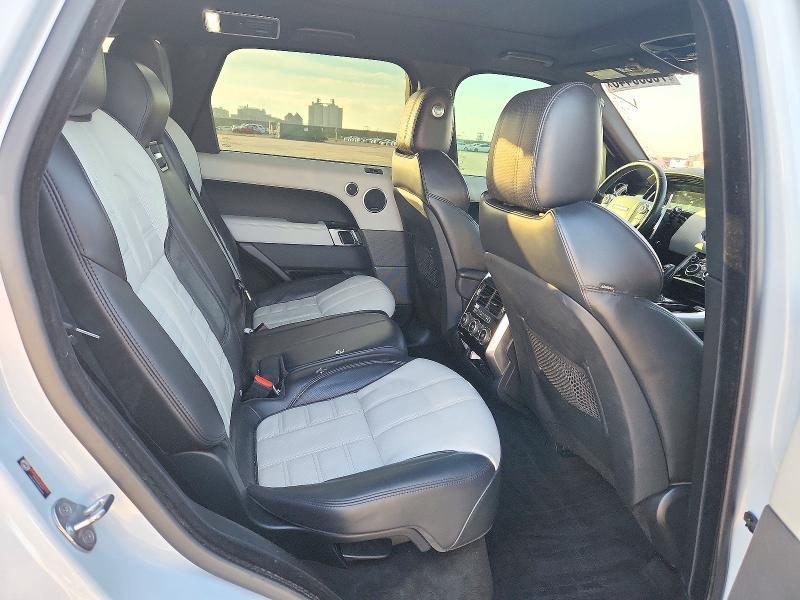 2016 Land Rover Range Rover — VIN SALWV2EF8GA596816, фото 11