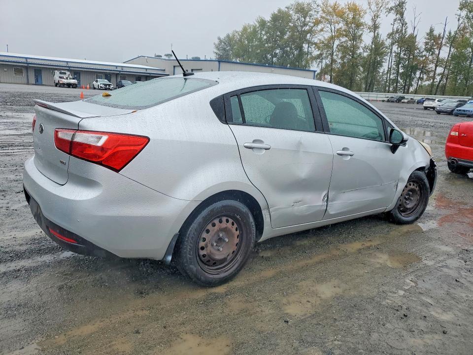 KNADM4A36D6172913 2013 KIA Rio photo no. 3