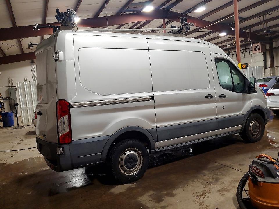 2017 Ford Transit — VIN 1FTYR1CM3HKA29537, şəkil 3