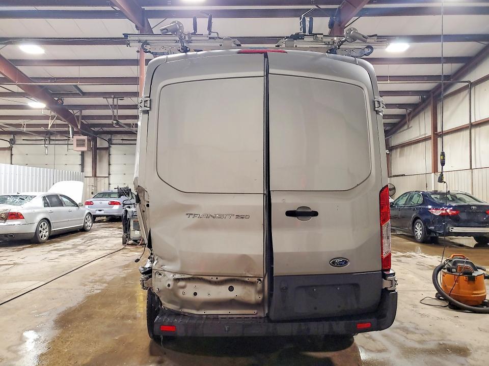 2017 Ford Transit — VIN 1FTYR1CM3HKA29537, şəkil 6