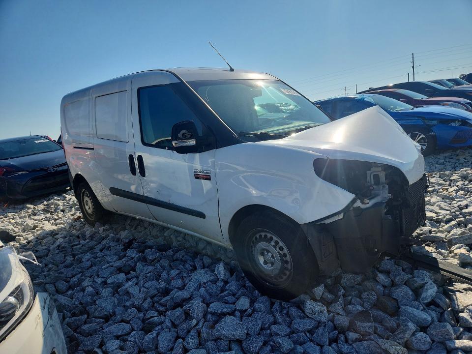 2016 RAM Promaster — VIN ZFBERFAT5G6B47242, şəkil 4