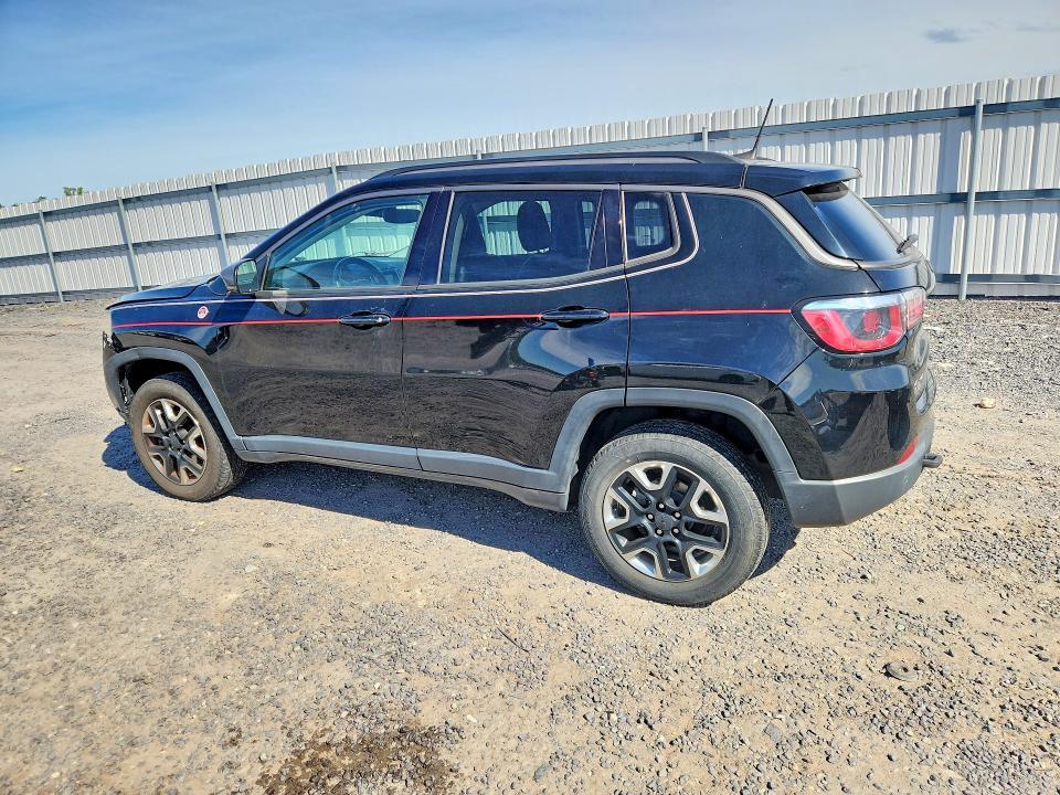 2017 Jeep Compass — VIN 3C4NJDDB8HT647122, şəkil 2