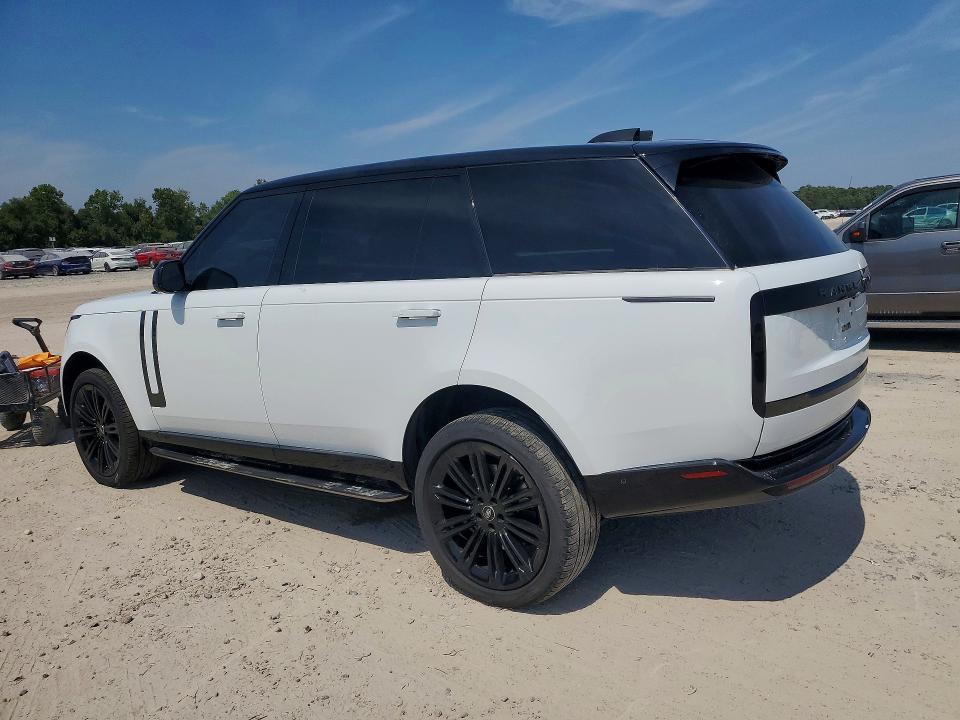 SALKPBE7XPA025006 2023 Land Rover Range Rover photo no. 2