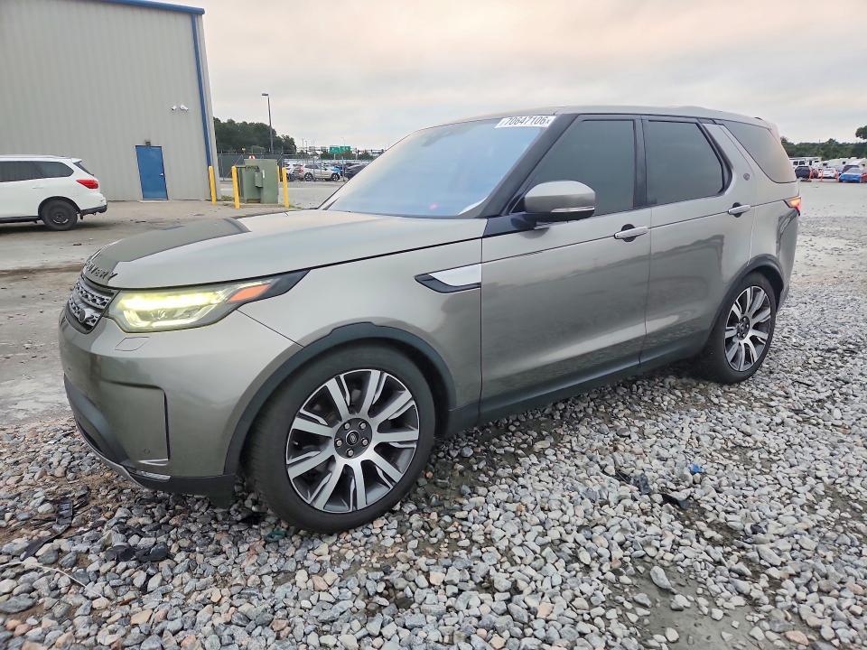 2017 Land Rover Discovery — VIN SALRHBBVXHA033574, фото 1