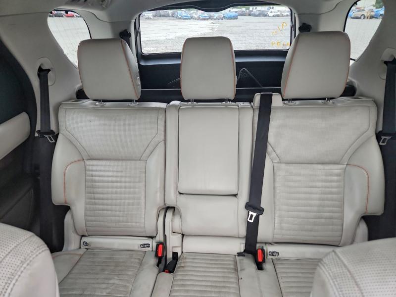 2017 Land Rover Discovery — VIN SALRHBBVXHA033574, фото 10