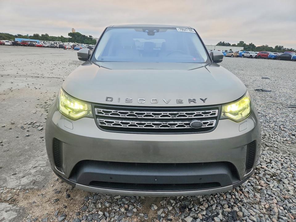 2017 Land Rover Discovery — VIN SALRHBBVXHA033574, фото 5