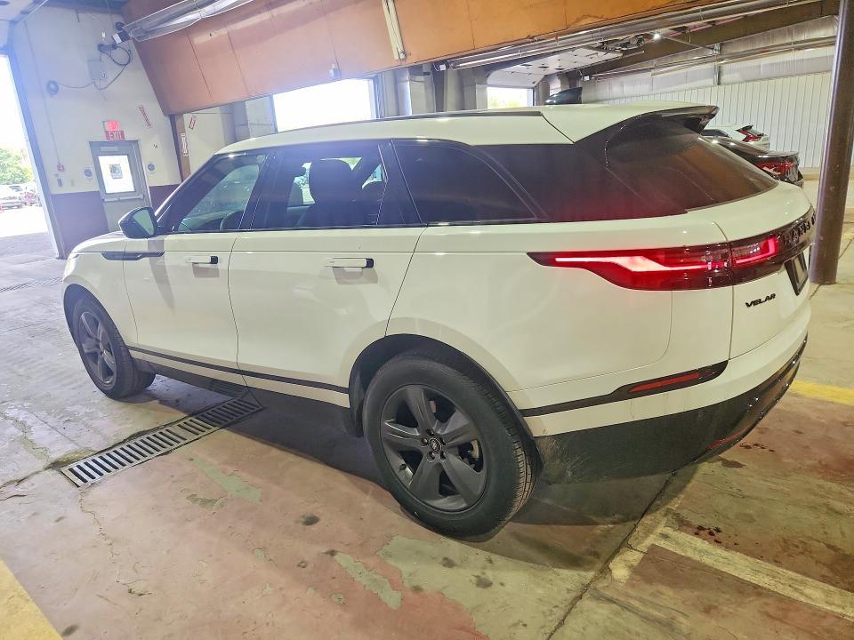 SALYL2EX3SA810806 2025 Land Rover Range Rover photo no. 2