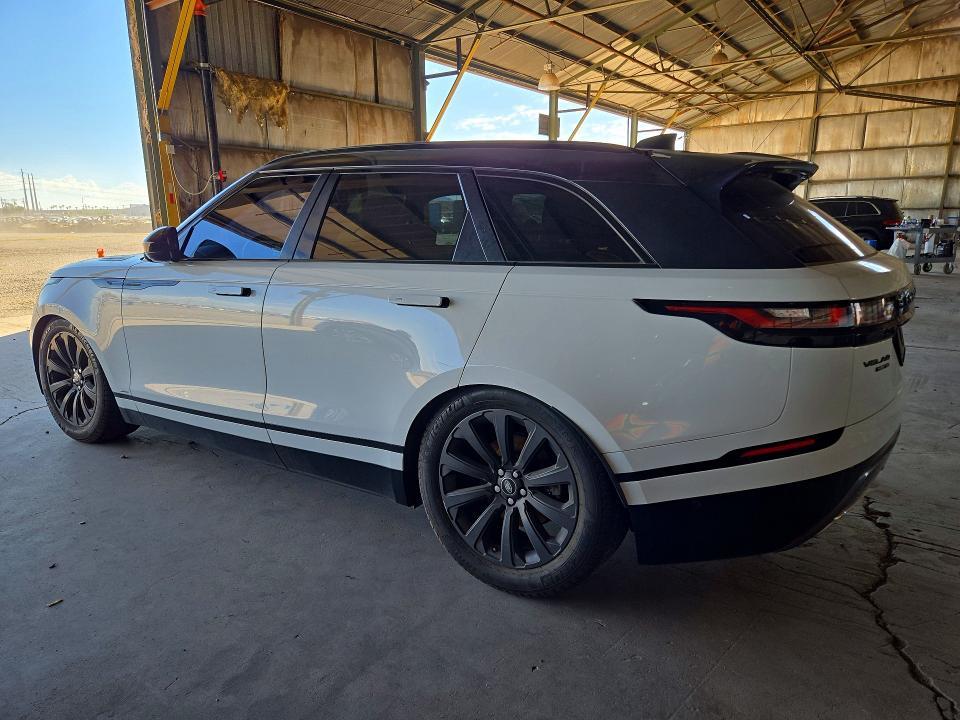 2018 Land Rover Range Rover — VIN SALYL2RV5JA752852, şəkil 2