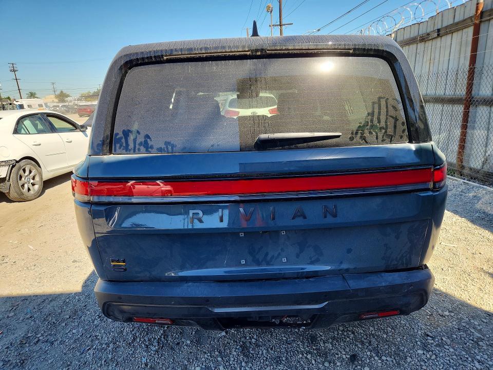 7PDSGCBP6SN061237 2025 Rivian R1S photo no. 6