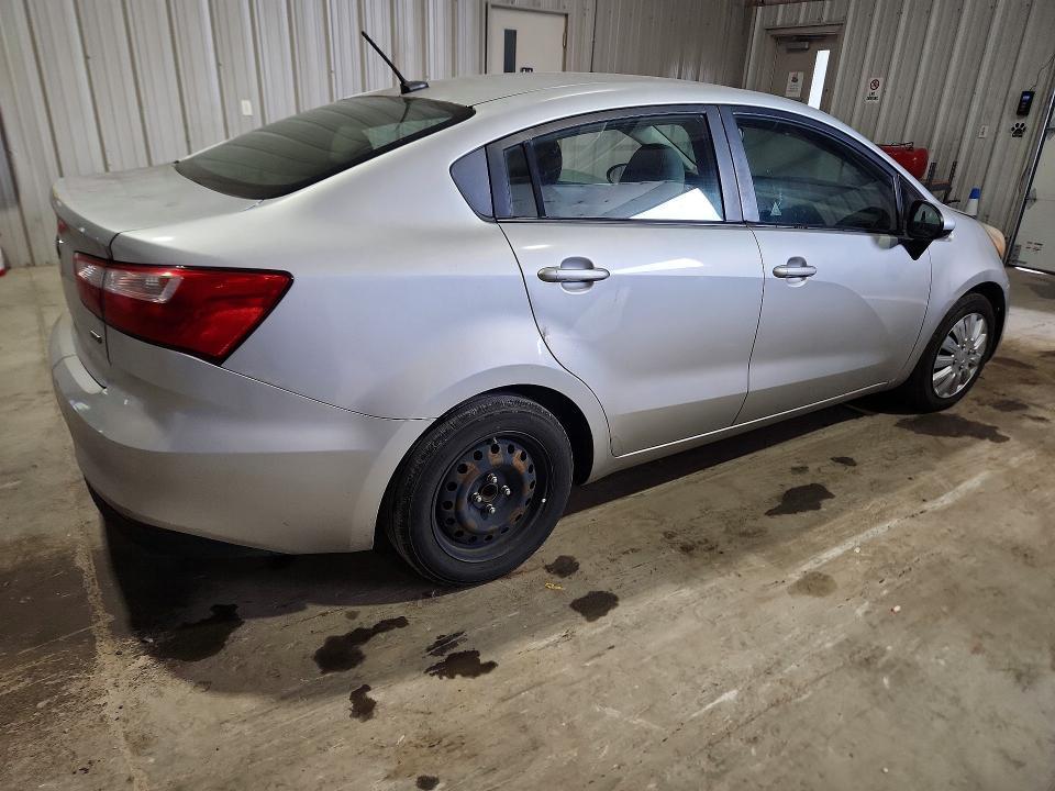 KNADM4A30G6565553 2016 KIA Rio photo no. 3