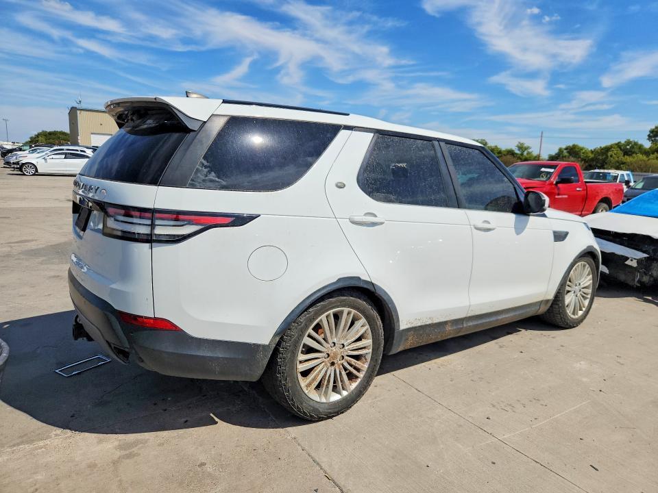 2018 Land Rover Discovery — VIN SALRG2RV3JA054684, фото 3