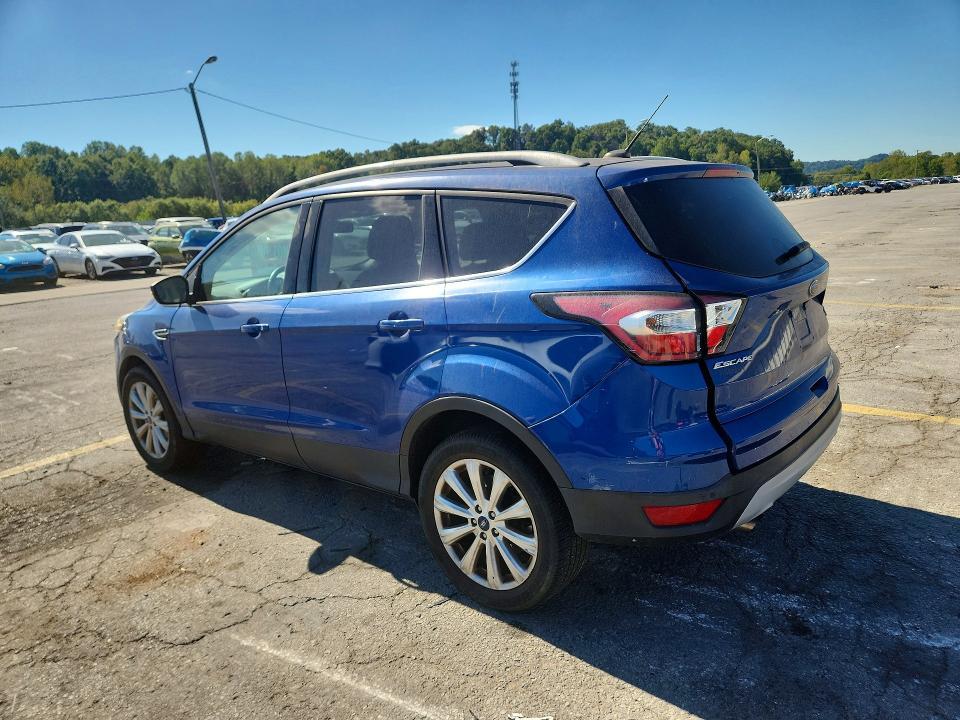 2017 Ford Escape — VIN 1FMCU0JD8HUE91338, şəkil 2