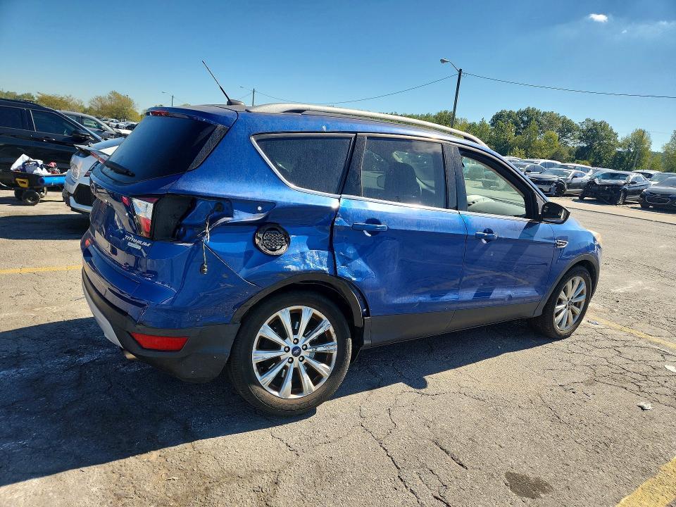 2017 Ford Escape — VIN 1FMCU0JD8HUE91338, şəkil 3