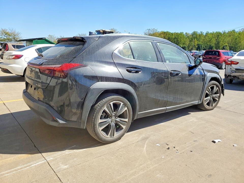 2021 Lexus UX — VIN JTHX3JBHXM2038438, şəkil 3