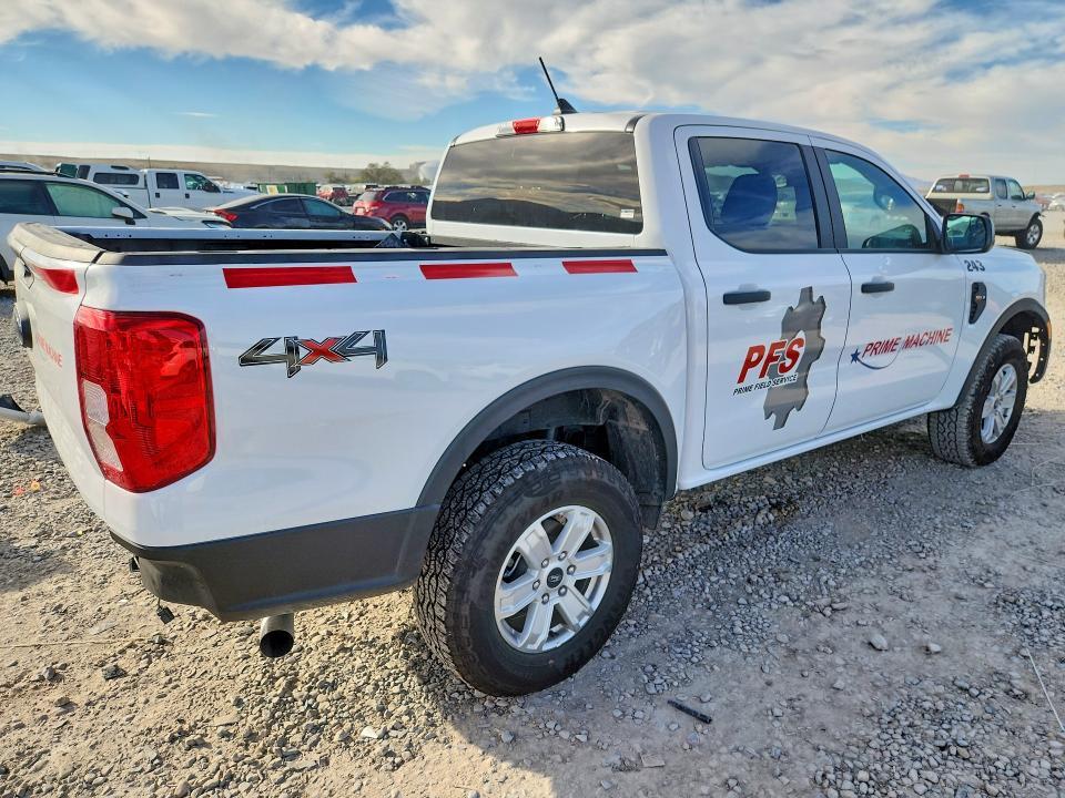 2025 Ford Ranger — VIN 1FTER4PH6SLE50607, şəkil 3