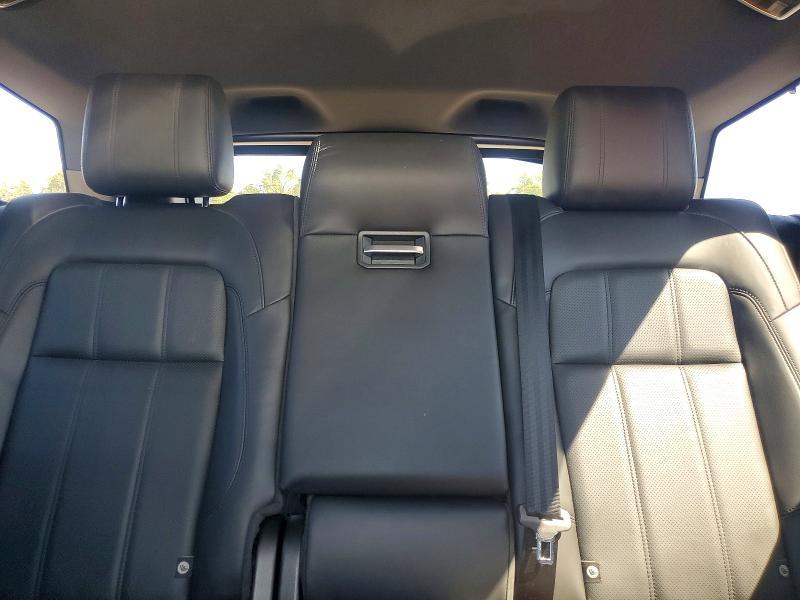 SALWR2RE6JA195231 2018 Land Rover Range Rover photo no. 10