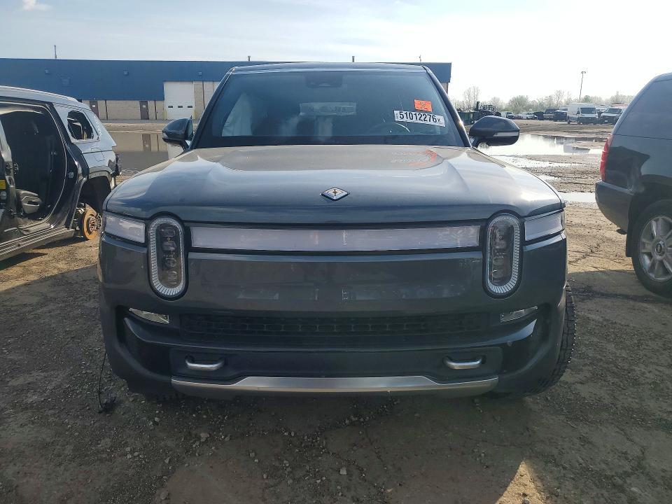 7PDSGABA3PN028350 2023 Rivian R1S photo no. 9