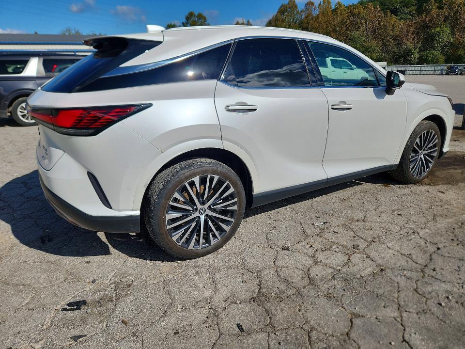 2023 Lexus RX — VIN 2T2BAMCA0PC024411, şəkil 3