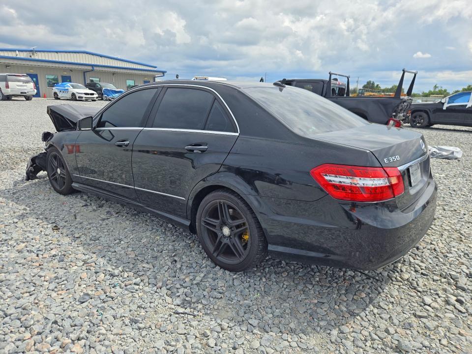 WDDHF5KB9DA736664 2013 Mercedes-Benz E-Class photo no. 2