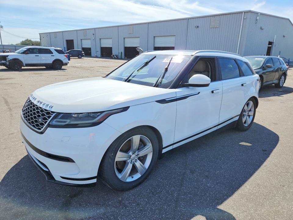 2018 Land Rover Range Rover — VIN SALYB2RV6JA742494, фото 1