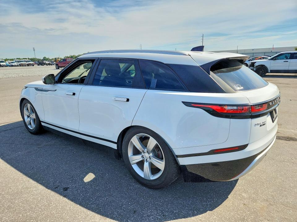 2018 Land Rover Range Rover — VIN SALYB2RV6JA742494, фото 2