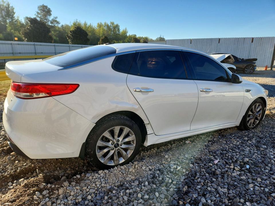 2016 KIA Optima — VIN 5XXGU4L39GG094727, şəkil 3
