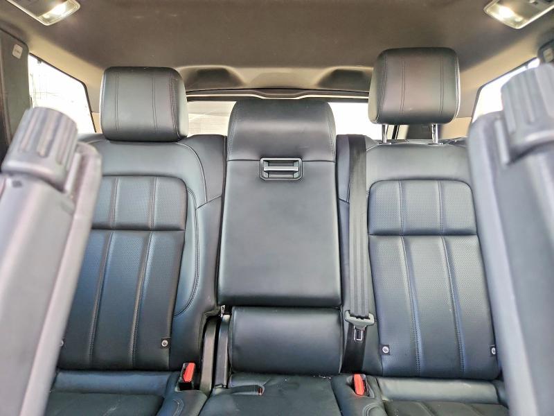 SALWR2RV9JA813027 2018 Land Rover Range Rover photo no. 10
