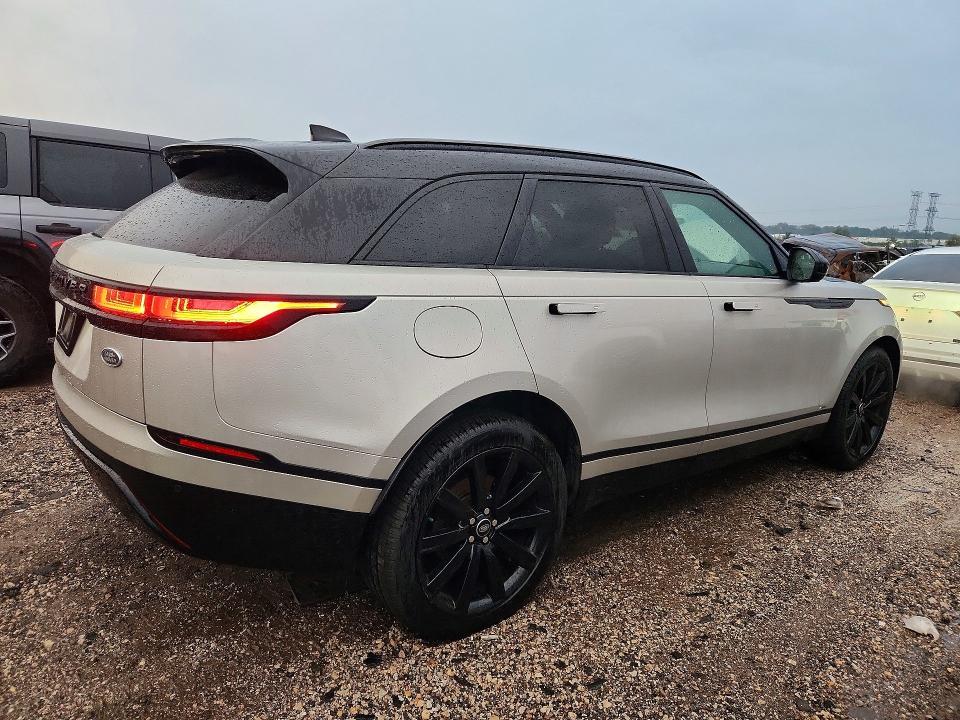SALYL2EX9KA794756 2019 Land Rover Range Rover photo no. 3
