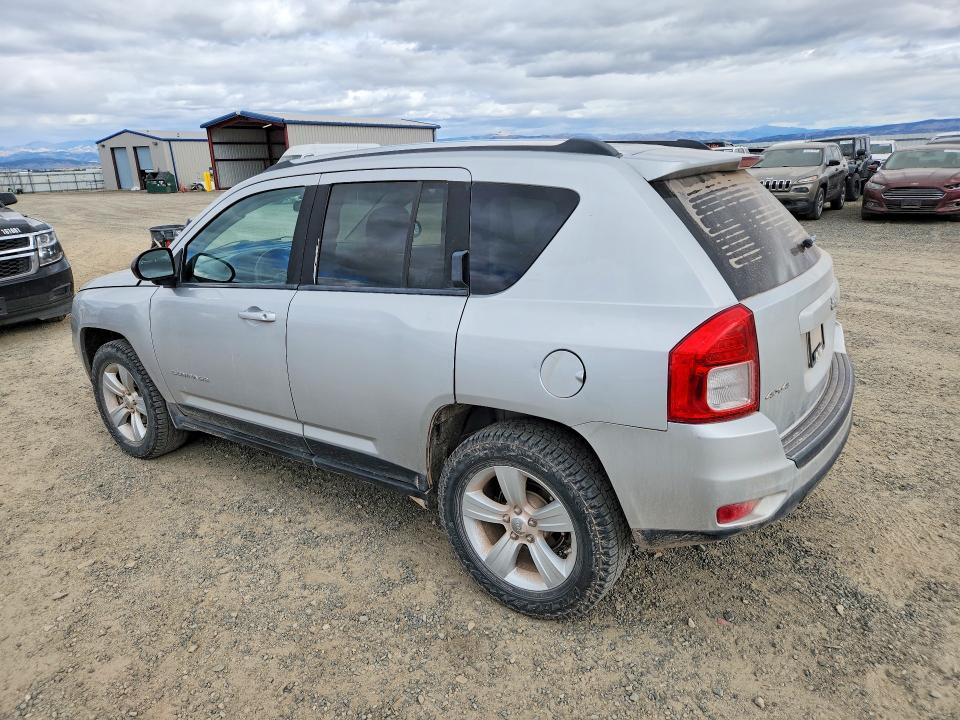 1C4NJDBB7CD553038 2012 Jeep Compass photo no. 2