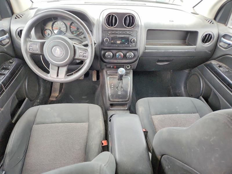 1C4NJDBB7CD553038 2012 Jeep Compass photo no. 8