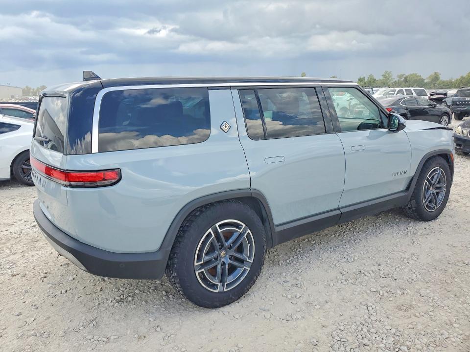 7PDSGBBA3SN053571 2025 Rivian R1S photo no. 3