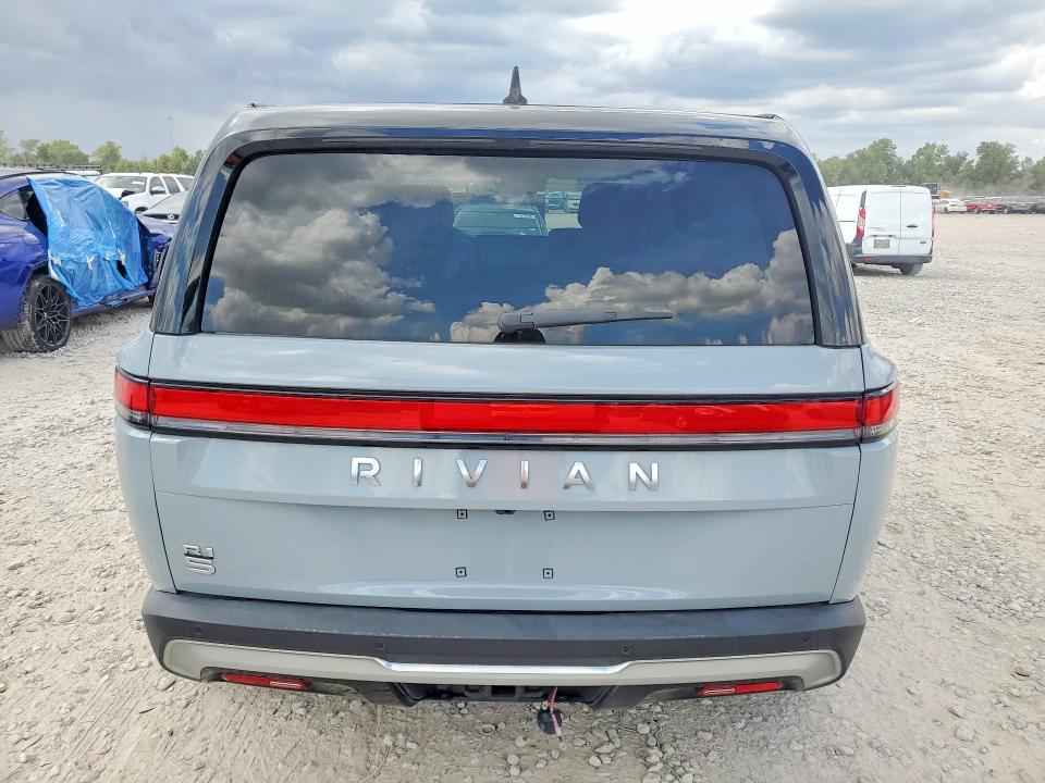 7PDSGBBA3SN053571 2025 Rivian R1S photo no. 6