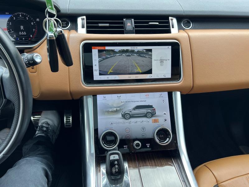 2021 Land Rover Range Rover — VIN SALWR2SE0MA759440, фото 10