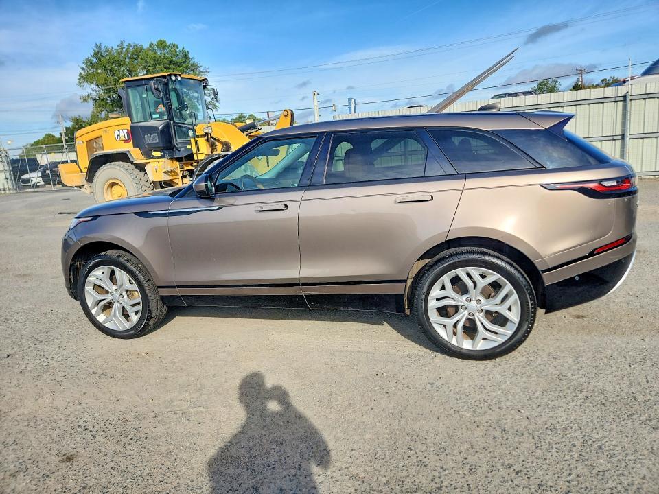 2018 Land Rover Range Rover — VIN SALYC2RV6JA702655, фото 2