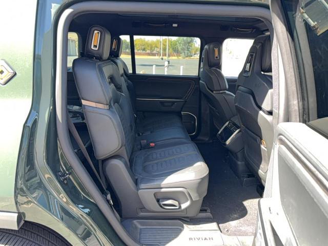 7PDSGGBA9TN076206 2026 Rivian R1S photo no. 6