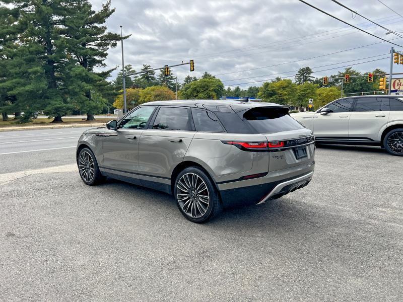 SALYM2RV5JA722909 2018 Land Rover Range Rover photo no. 3