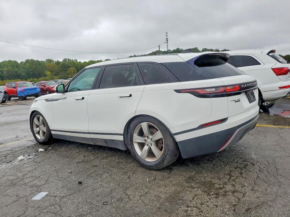 2018 Land Rover Range Rover — VIN SALYB2RV0JA729062, фото 2