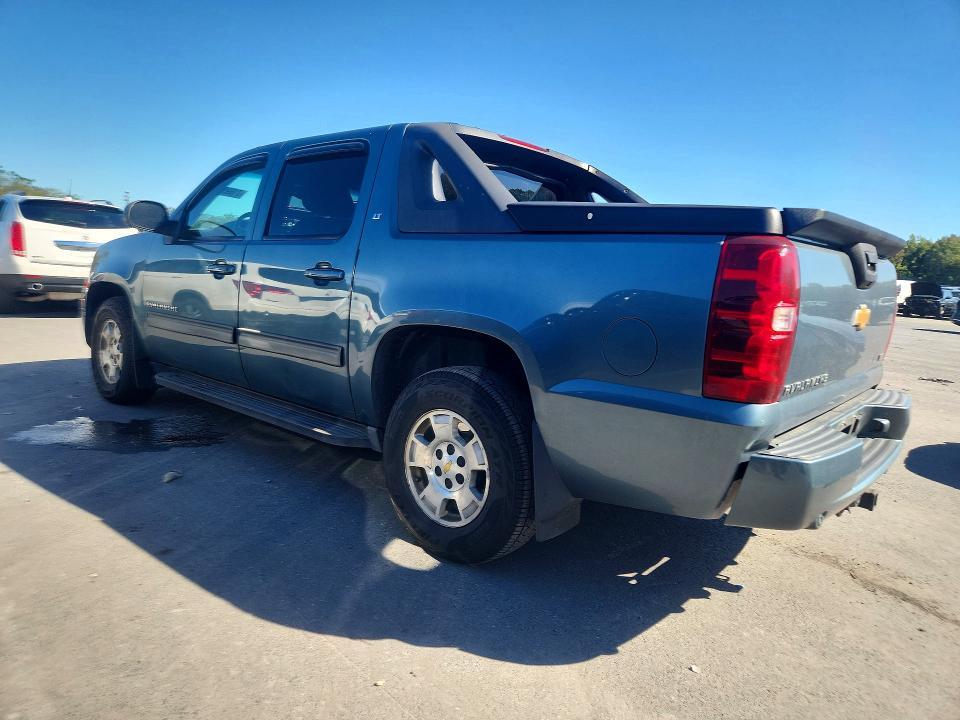 3GNVKFE00AG129839 2010 Chevrolet Avalanche photo no. 2