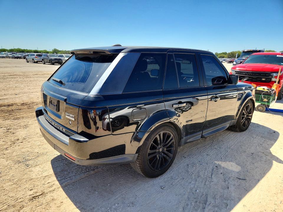 SALSK2D41BA270260 2011 Land Rover Range Rover photo no. 3