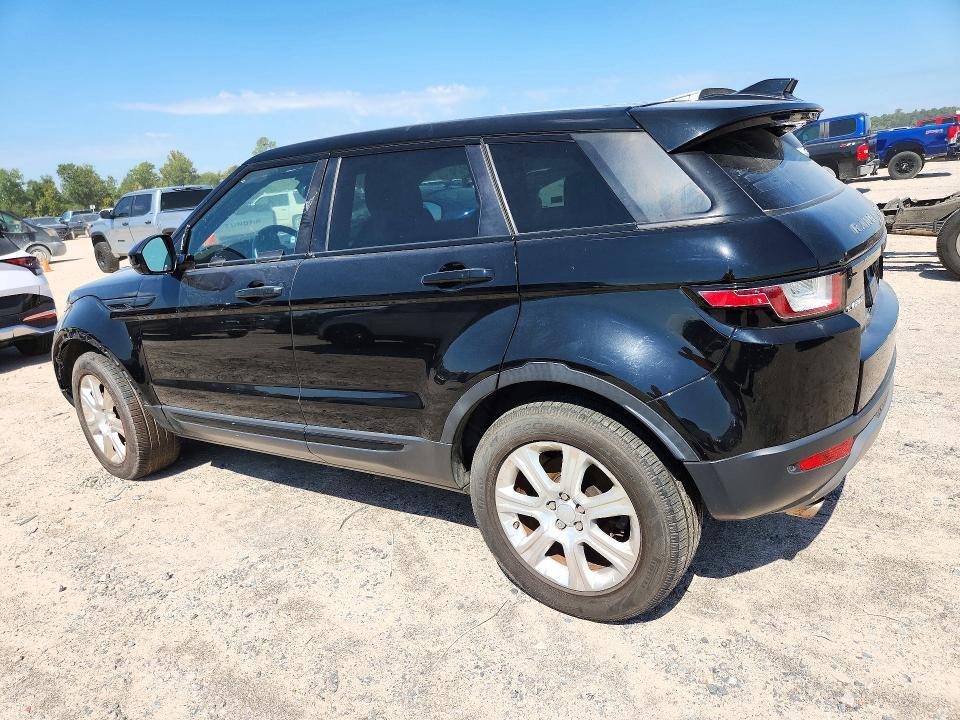SALVP2BG1HH191635 2017 Land Rover Range Rover photo no. 2