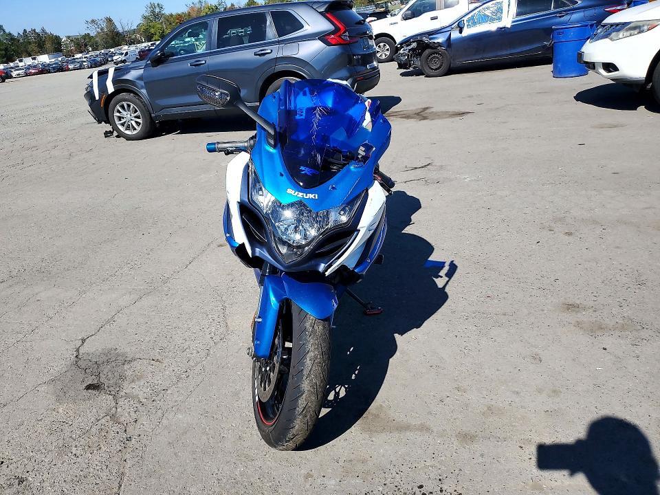 JS1GT78A6C2101042 2012 Suzuki GSX-R1000 photo no. 2