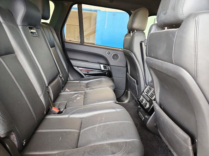 2016 Land Rover Range Rover — VIN SALGR2KF4GA270234, şəkil 11