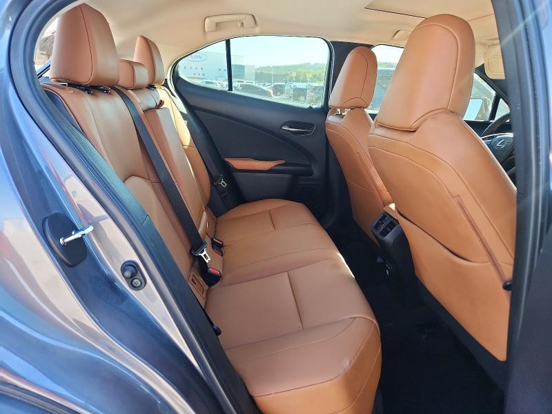 2021 Lexus UX — VIN JTHP3JBH3M2038961, şəkil 10
