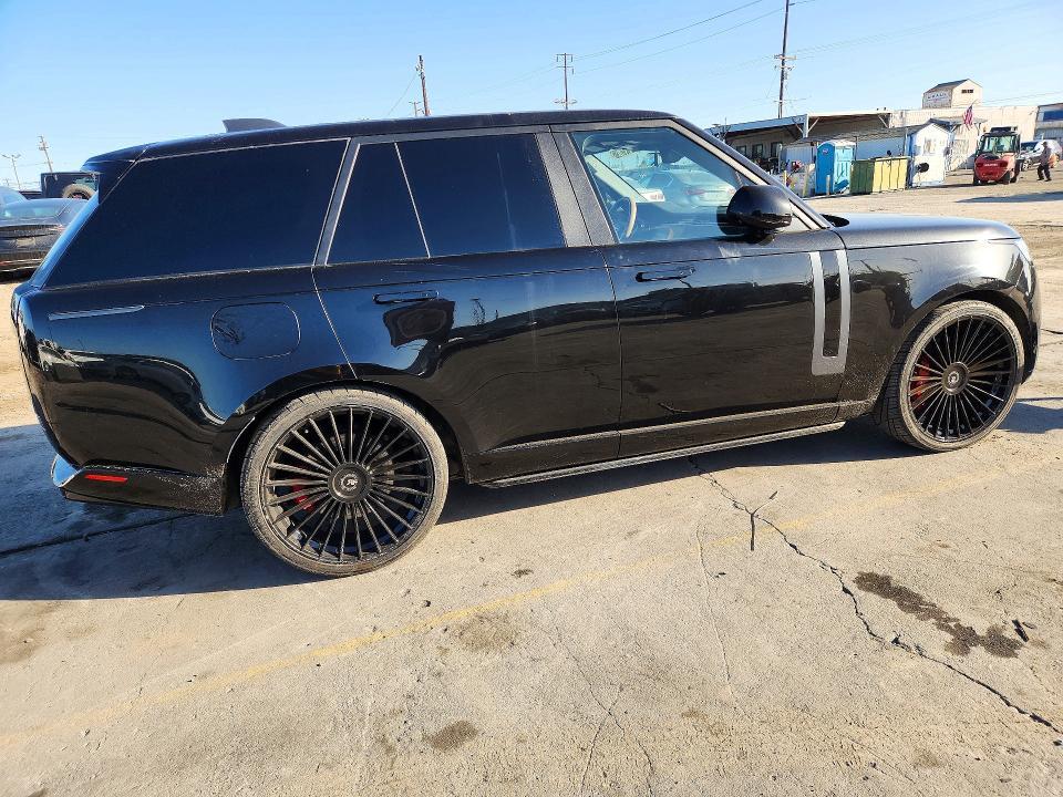 2023 Land Rover Range Rover — VIN SALKU9E70PA049896, фото 3